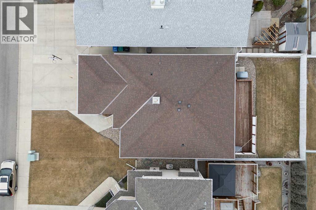 5 Fairmont Bay S, Lethbridge, Alberta  T1K 7J4 - Photo 37 - A2285932