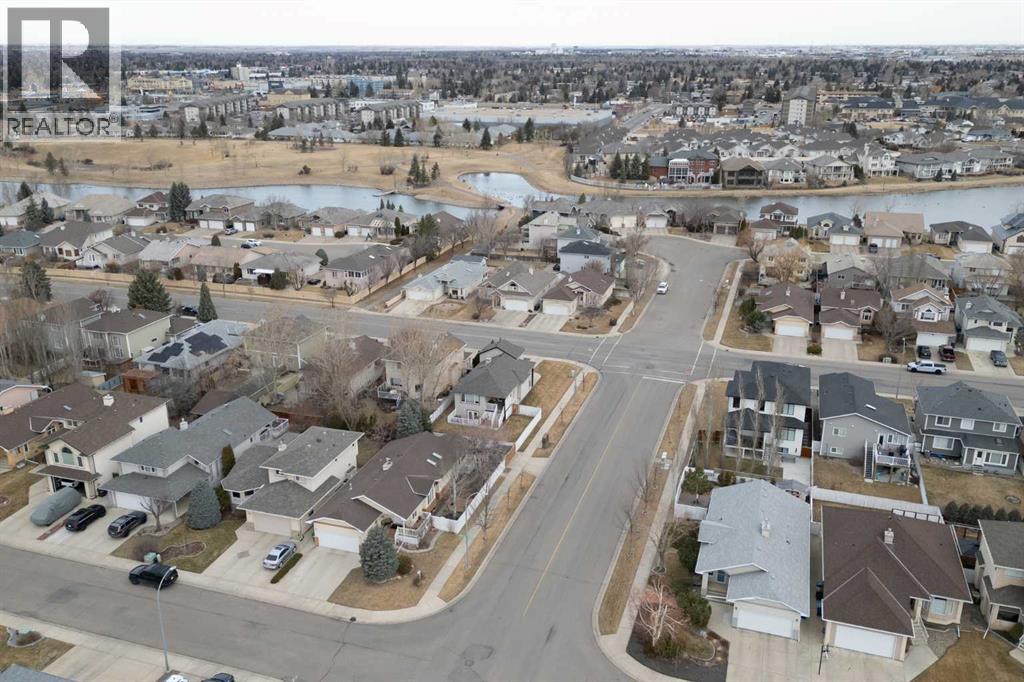 5 Fairmont Bay S, Lethbridge, Alberta  T1K 7J4 - Photo 39 - A2285932