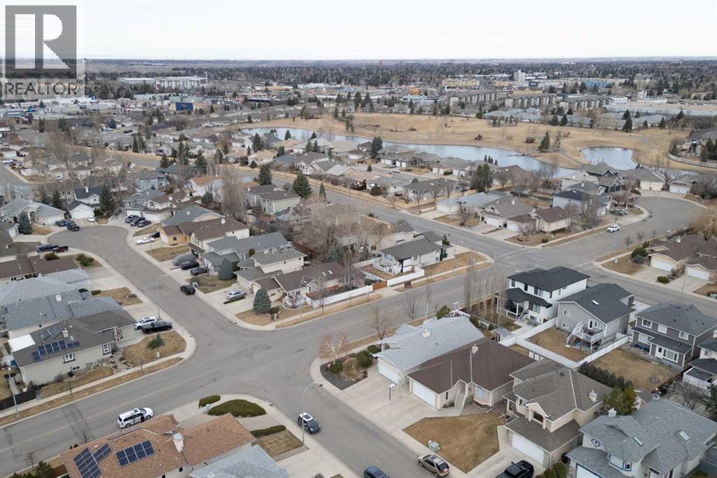 5 Fairmont Bay S, Lethbridge, Alberta  T1K 7J4 - Photo 40 - A2285932