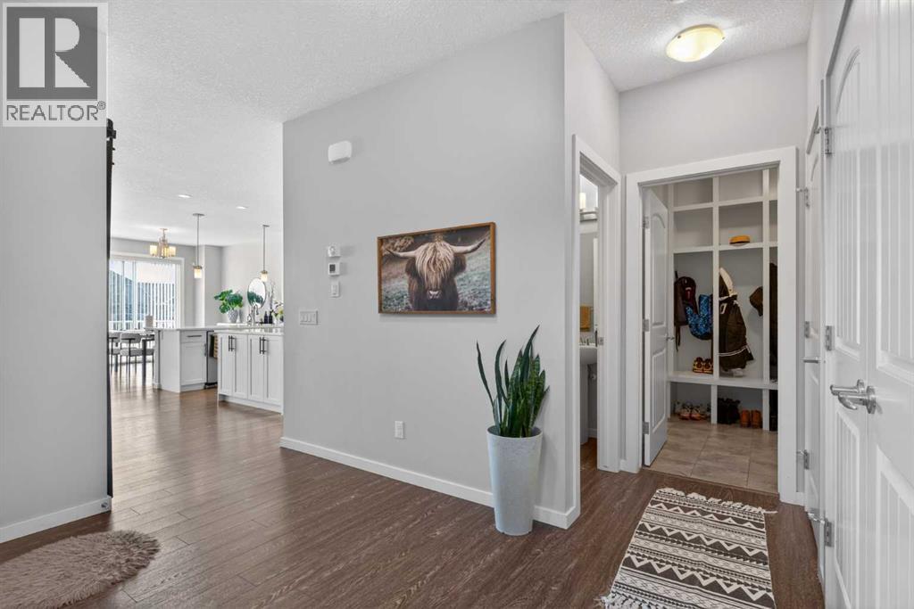 126 Bayview Circle Sw, Airdrie, Alberta  T4B 4H2 - Photo 5 - A2286936