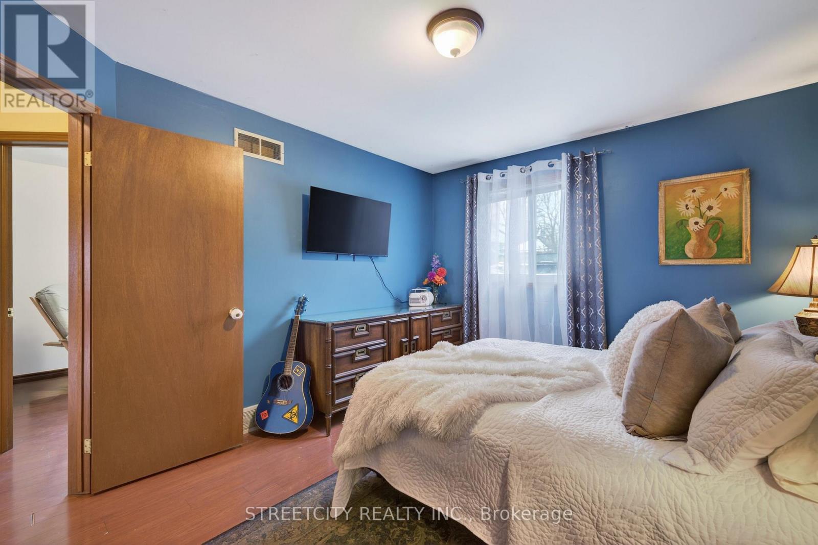 23 Elmwood Place, London South, Ontario  N6J 1J3 - Photo 17 - X12795688