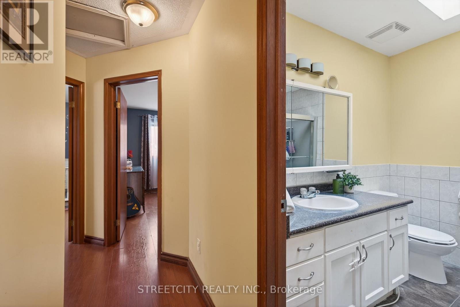 23 Elmwood Place, London South, Ontario  N6J 1J3 - Photo 20 - X12795688