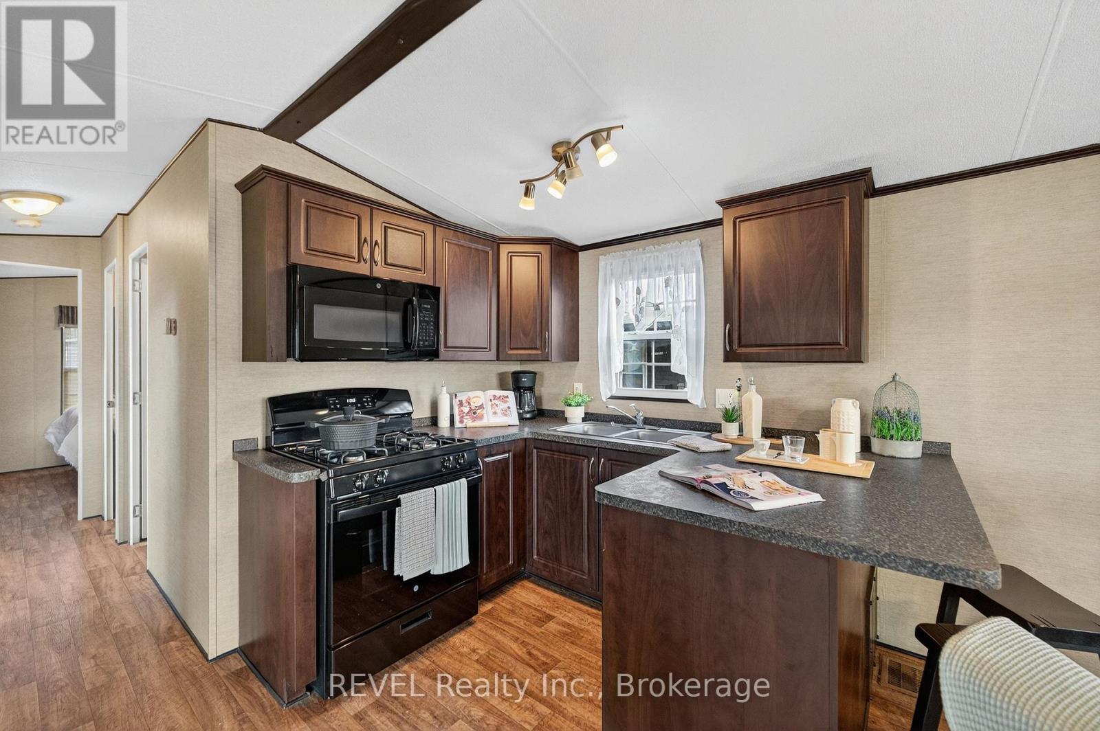 252 - 1501 Line 8 Road, Niagara-On-The-Lake (Queenston), Ontario  L0S 1L0 - Photo 18 - X12795658