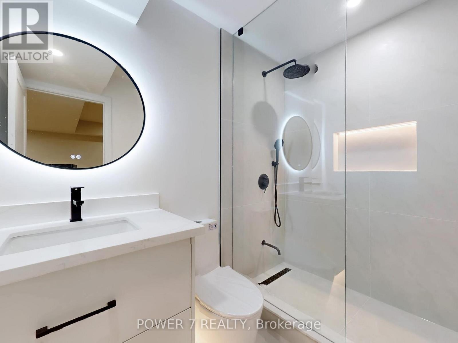 180 Woodspring Avenue, Newmarket, Ontario  L3X 3J4 - Photo 34 - N12795352