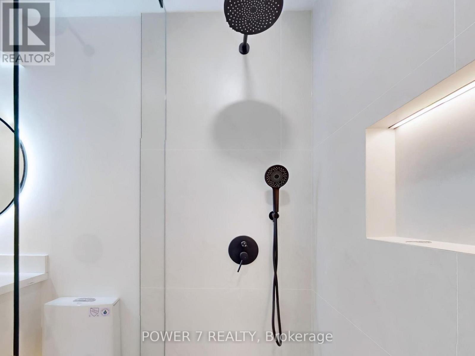 180 Woodspring Avenue, Newmarket, Ontario  L3X 3J4 - Photo 35 - N12795352