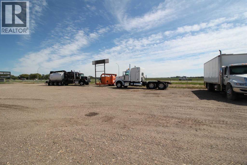 3208 52 Avenue, Innisfail, Alberta  T4G 1E2 - Photo 12 - A2287062