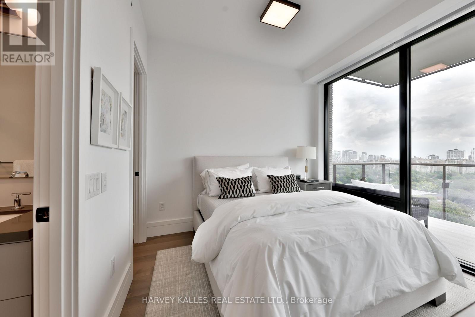 1404 - 215 Lonsdale Road, Toronto, Ontario  M4V 1W7 - Photo 32 - C12795664