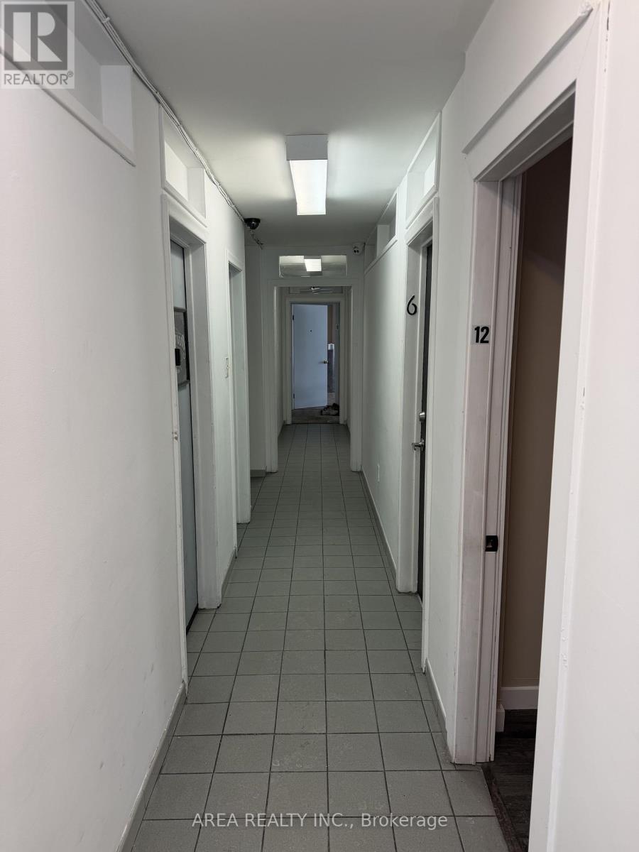 12 - 783 Lawrence Avenue W, Toronto, Ontario  M6A 1C2 - Photo 5 - C12795668