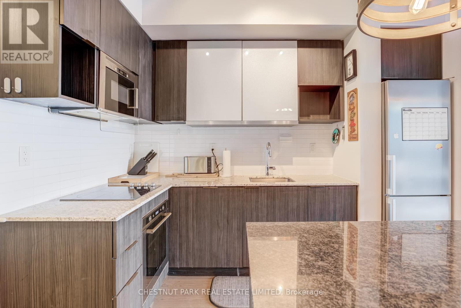 621 - 99 The Donway W, Toronto (Banbury-Don Mills), Ontario  M3C 0N8 - Photo 5 - C12795680