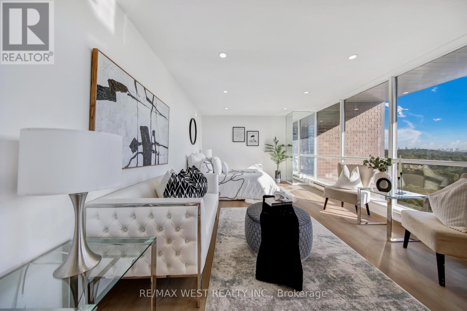 1202 - 914 Yonge Street, Toronto, Ontario  M4W 3C8 - Photo 12 - C12795682