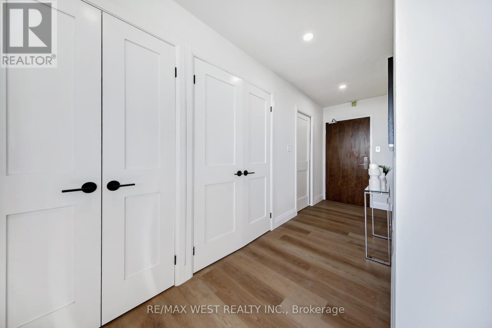 1202 - 914 Yonge Street, Toronto, Ontario  M4W 3C8 - Photo 7 - C12795682