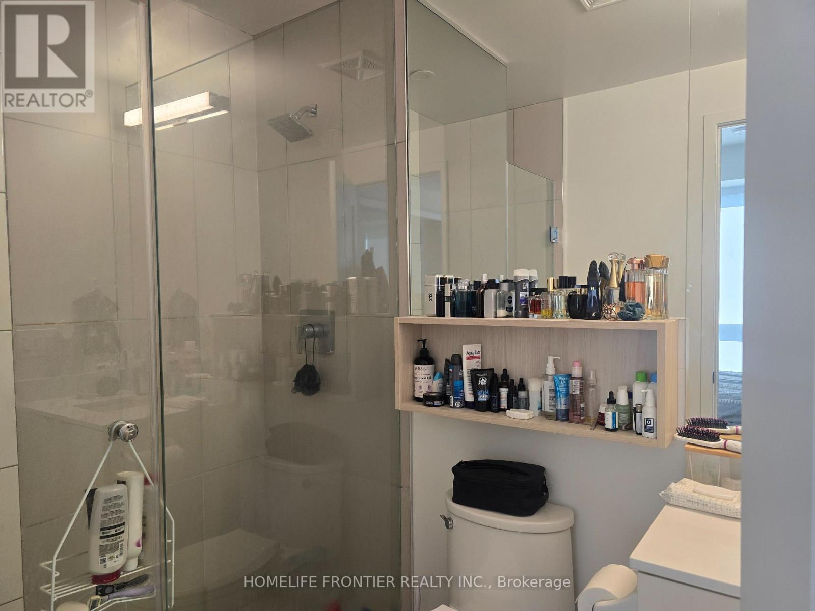 1625 - 70 Princess Street, Toronto, Ontario  M5A 0X6 - Photo 3 - C12795714