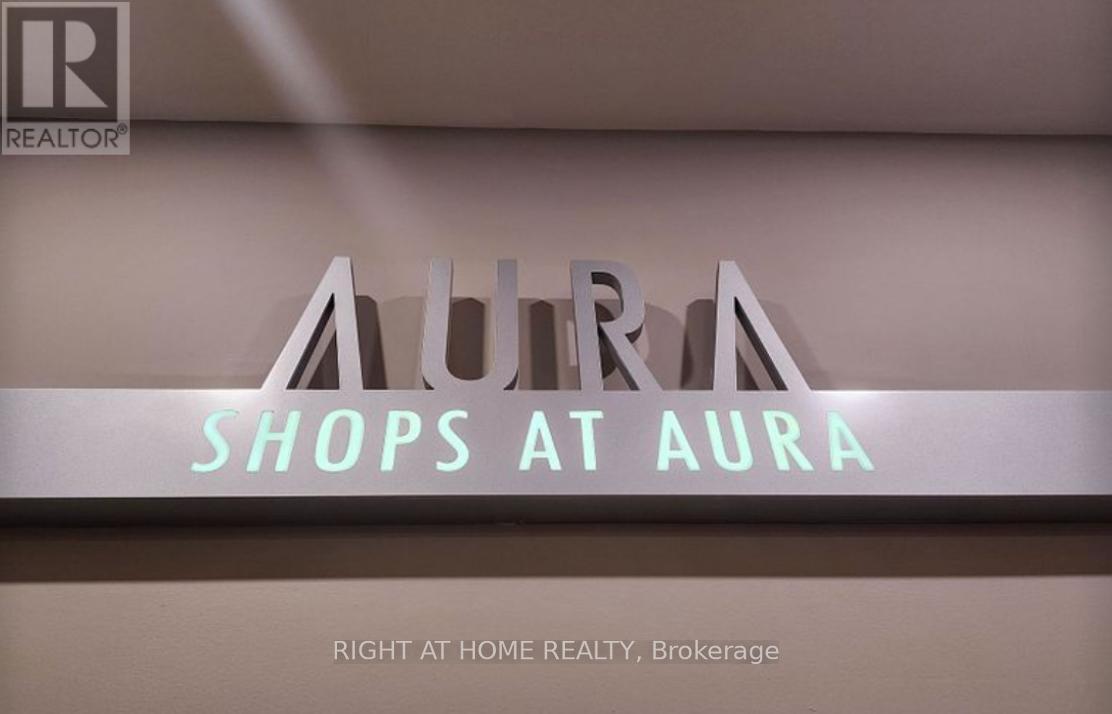 40 - 384 YONGE STREET, Toronto, Ontario