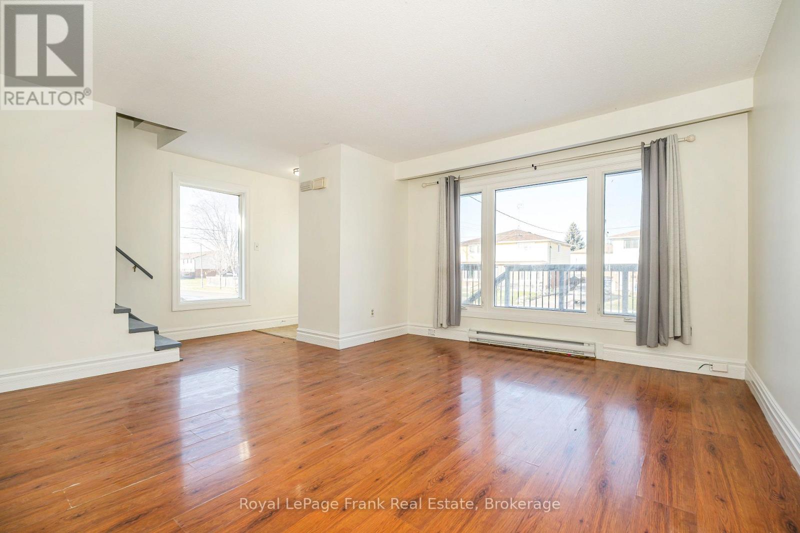 297 Porter Street, Oshawa, Ontario  L1J 1N3 - Photo 10 - E12795642