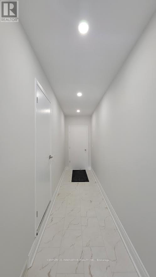 83 Thickson Road, Whitby (Taunton North), Ontario  L1N 8W8 - Photo 2 - E12795706