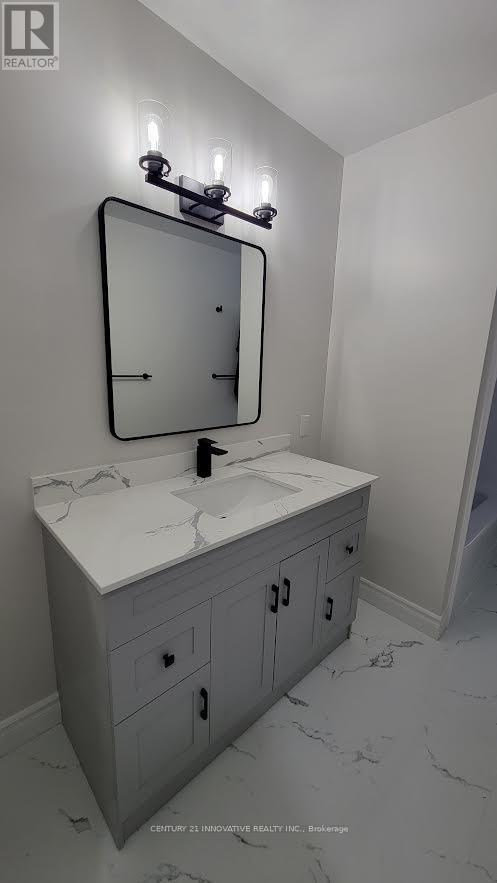 83 Thickson Road, Whitby (Taunton North), Ontario  L1N 8W8 - Photo 5 - E12795706