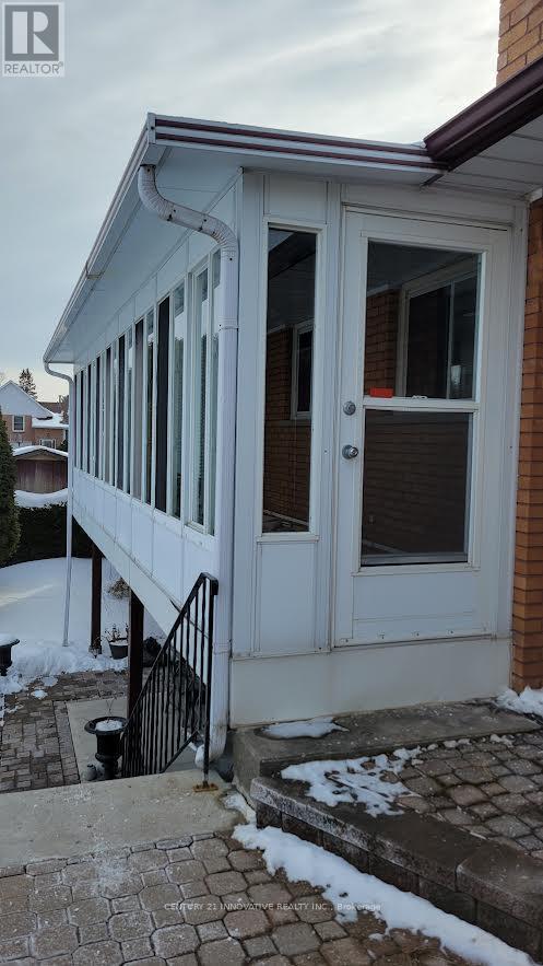 83 Thickson Road, Whitby (Taunton North), Ontario  L1N 8W8 - Photo 9 - E12795706