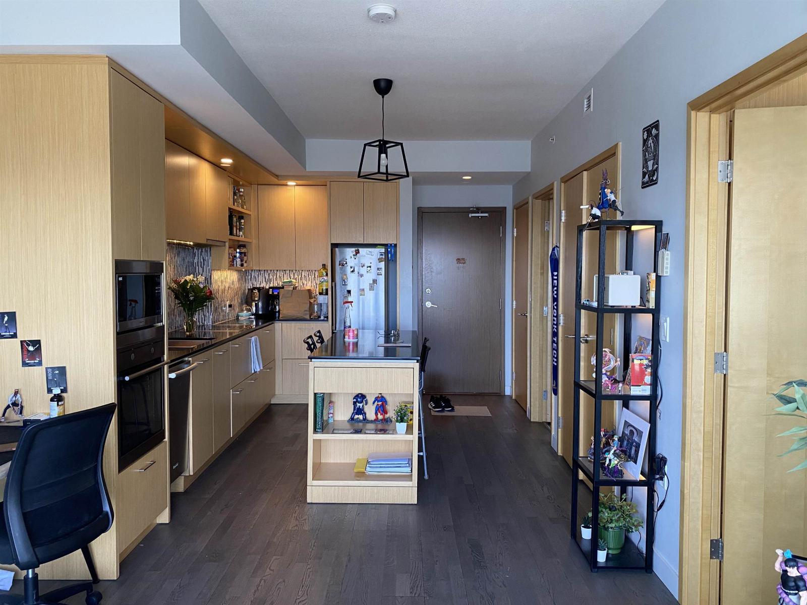 3204 13495 Central Avenue, Surrey, British Columbia  V3T 0K2 - Photo 5 - R3090731