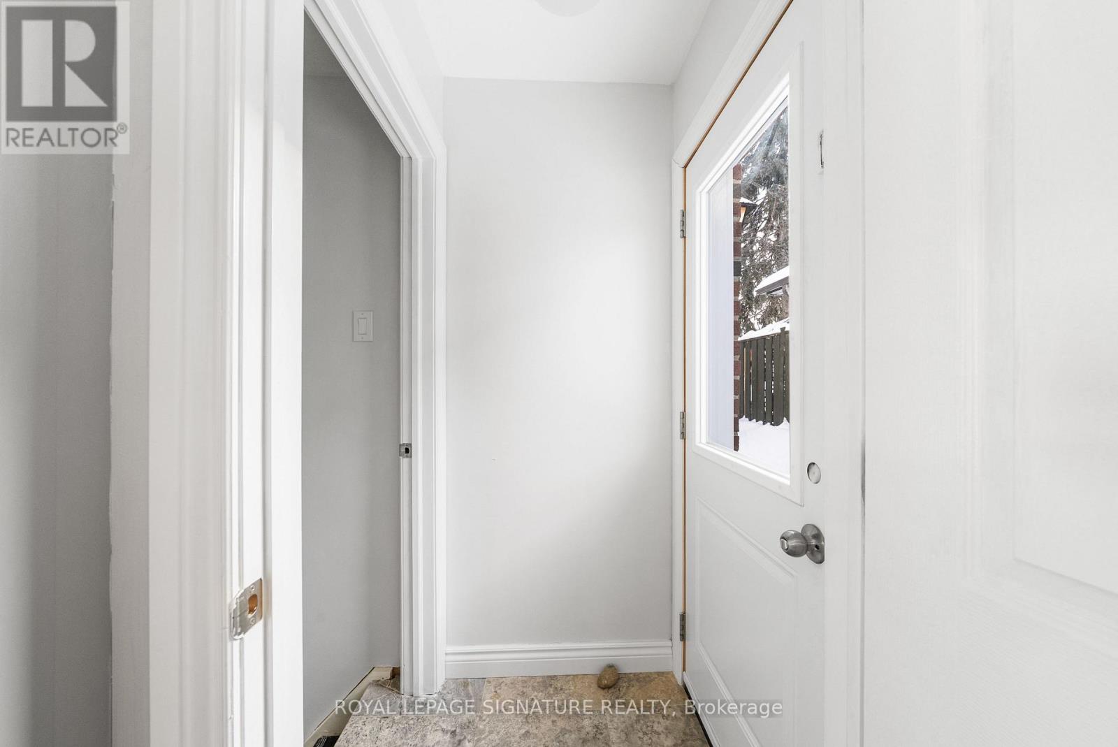 246 Hodgson Drive, Newmarket, Ontario  L3Y 1E2 - Photo 29 - N12795650