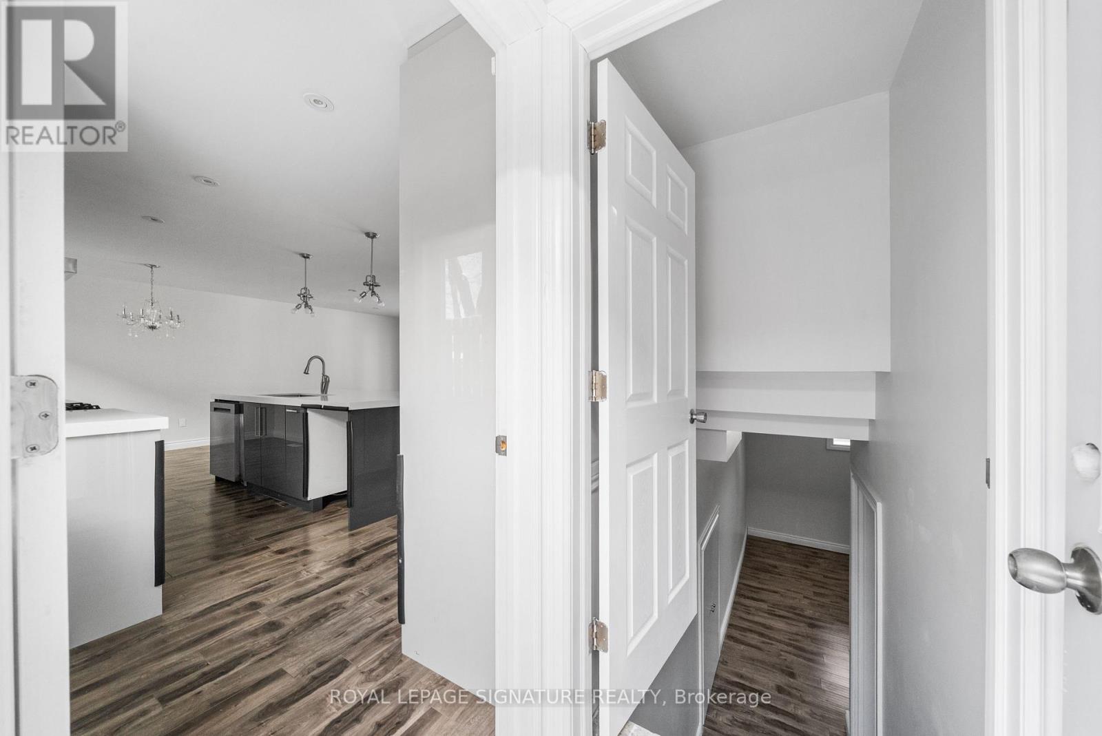 246 Hodgson Drive, Newmarket, Ontario  L3Y 1E2 - Photo 39 - N12795650