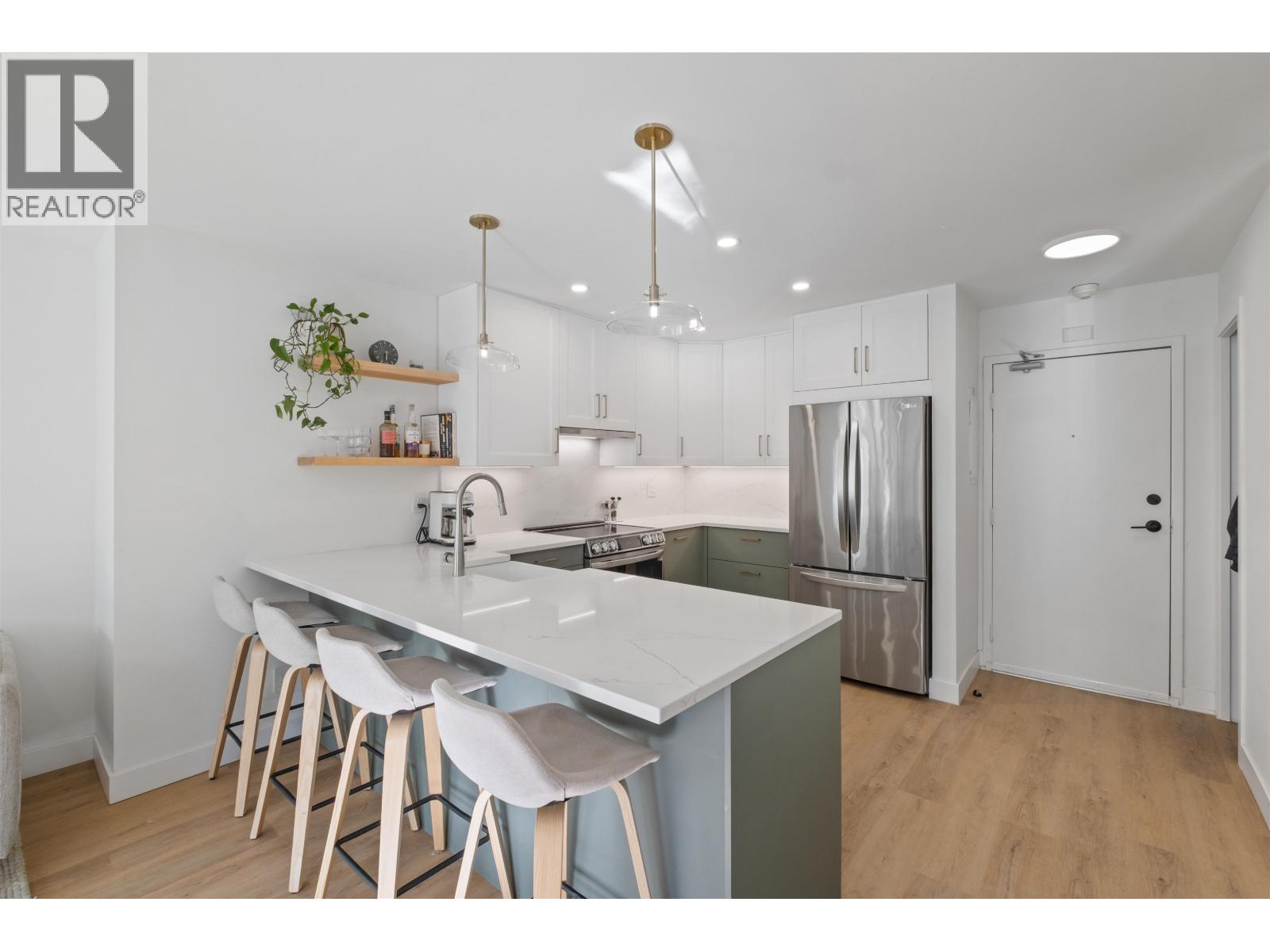 101 156 W 21st Street, North Vancouver, British Columbia  V7M 1Y9 - Photo 7 - R3090688