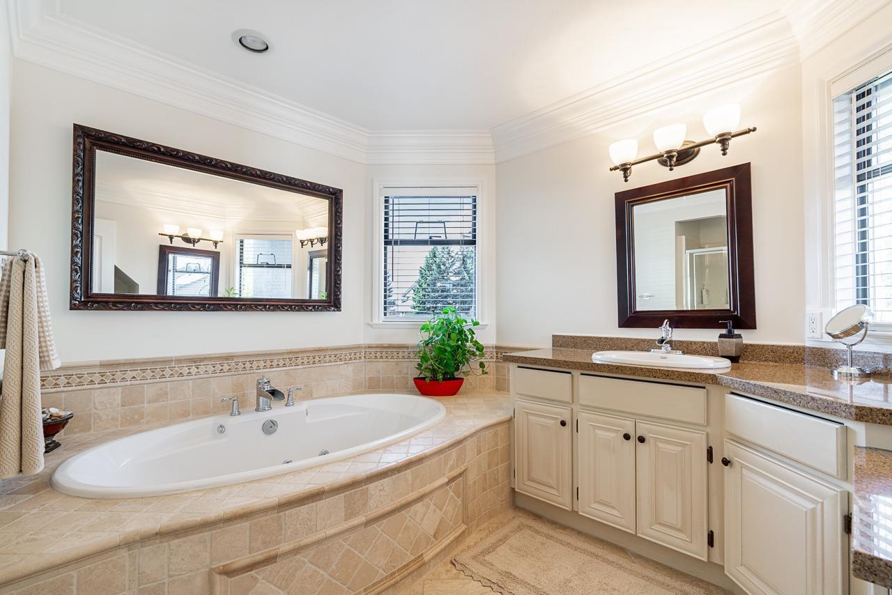 18459 56a Avenue, Surrey, British Columbia  V3S 7E4 - Photo 23 - R3090644