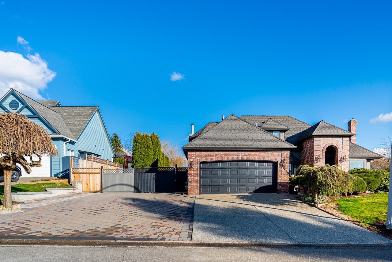 18459 56A AVENUE, Surrey, British Columbia