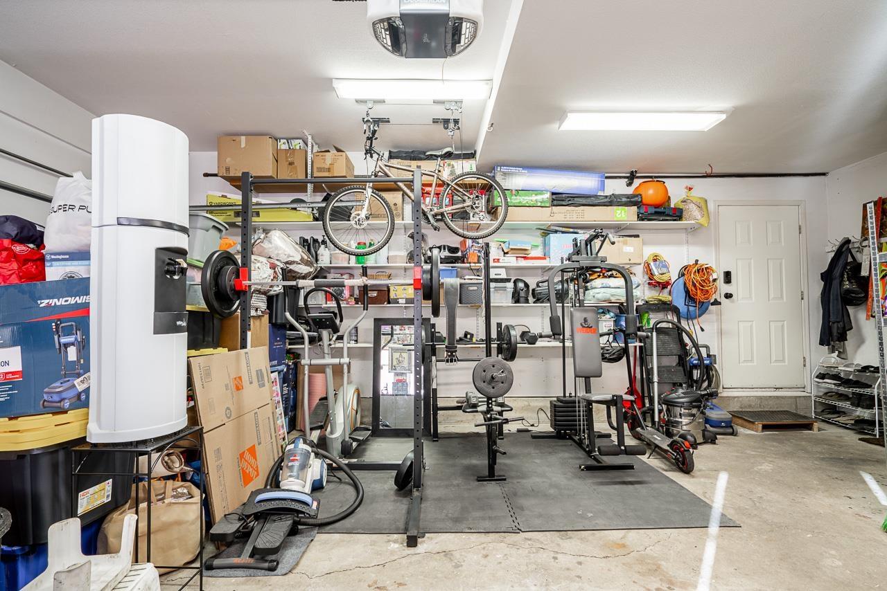 18459 56a Avenue, Surrey, British Columbia  V3S 7E4 - Photo 32 - R3090644