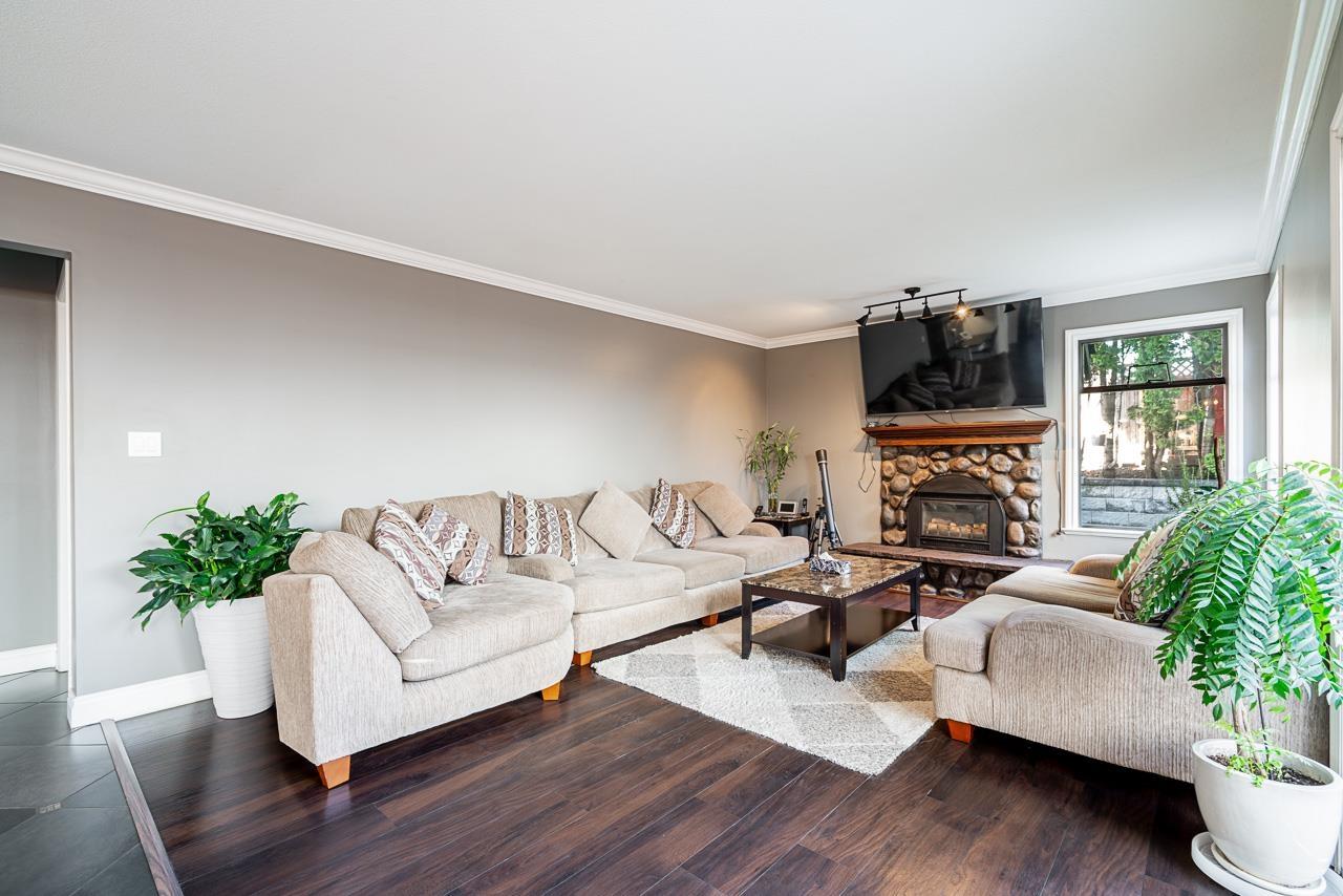 18459 56a Avenue, Surrey, British Columbia  V3S 7E4 - Photo 10 - R3090644