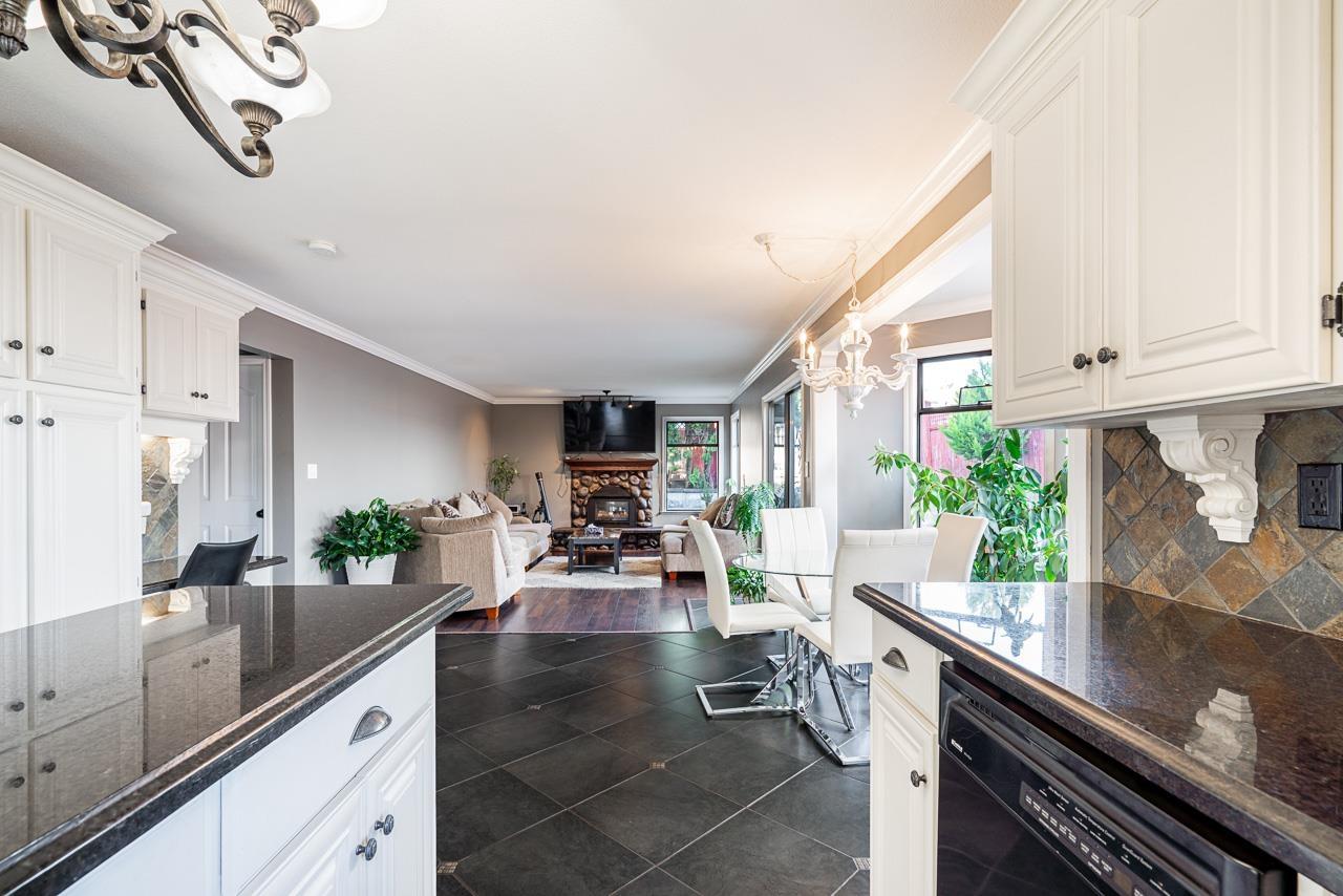 18459 56a Avenue, Surrey, British Columbia  V3S 7E4 - Photo 16 - R3090644