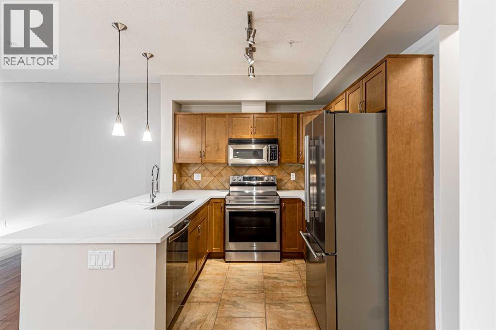 3, 148 Rockyledge View Nw, Calgary, Alberta  T3G 5Y4 - Photo 14 - A2279313