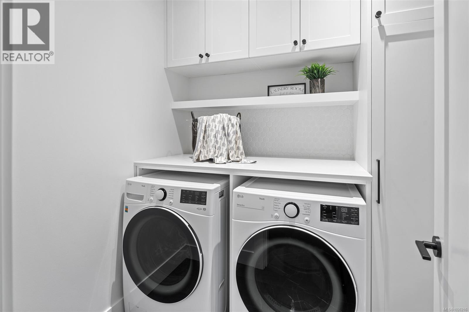 2009 Pinehurst Terr, Langford, British Columbia  V9B 3S3 - Photo 39 - 1026216