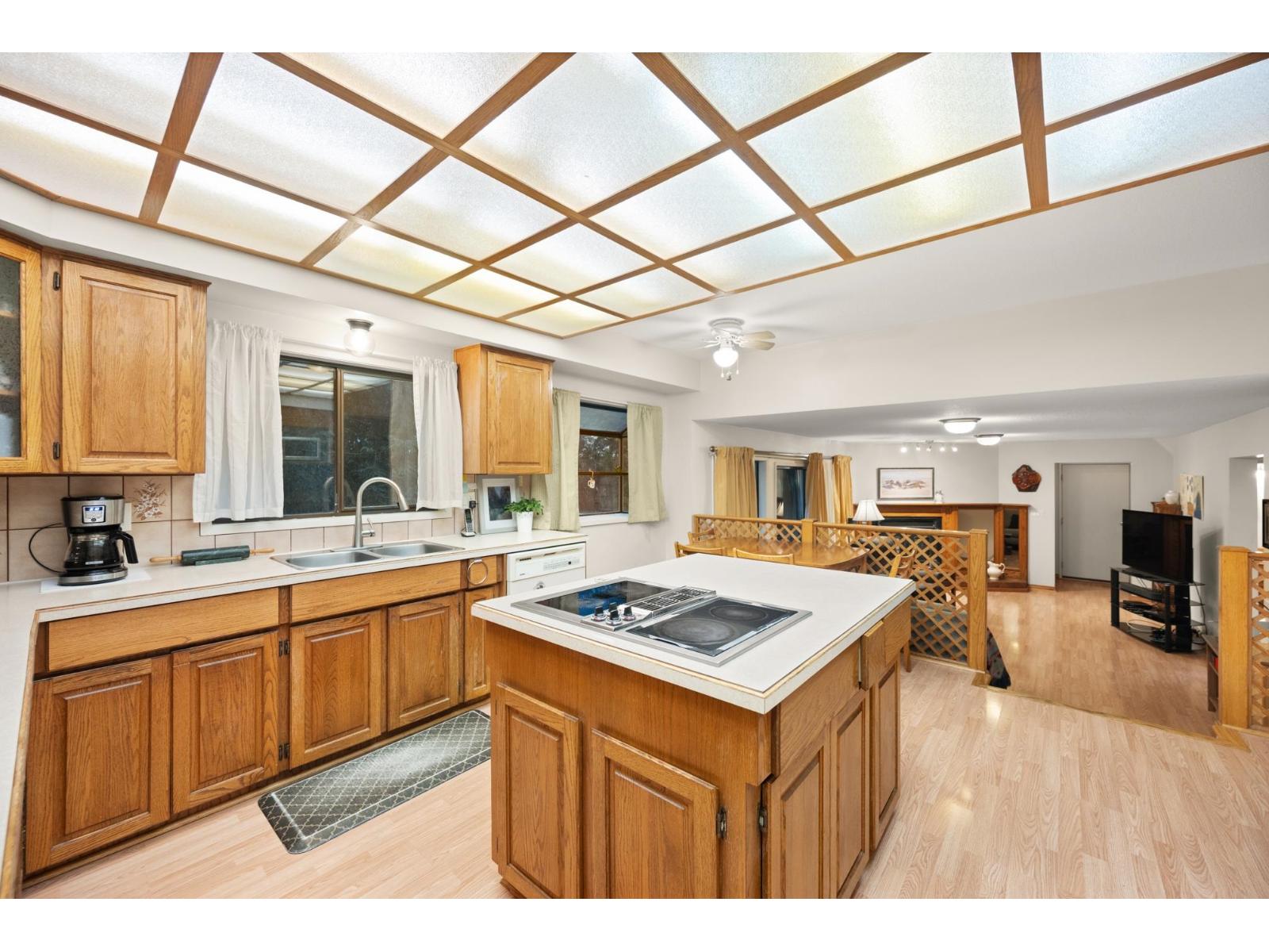 34660 Walker Crescent, Abbotsford, British Columbia  V2S 1J3 - Photo 12 - R3090734