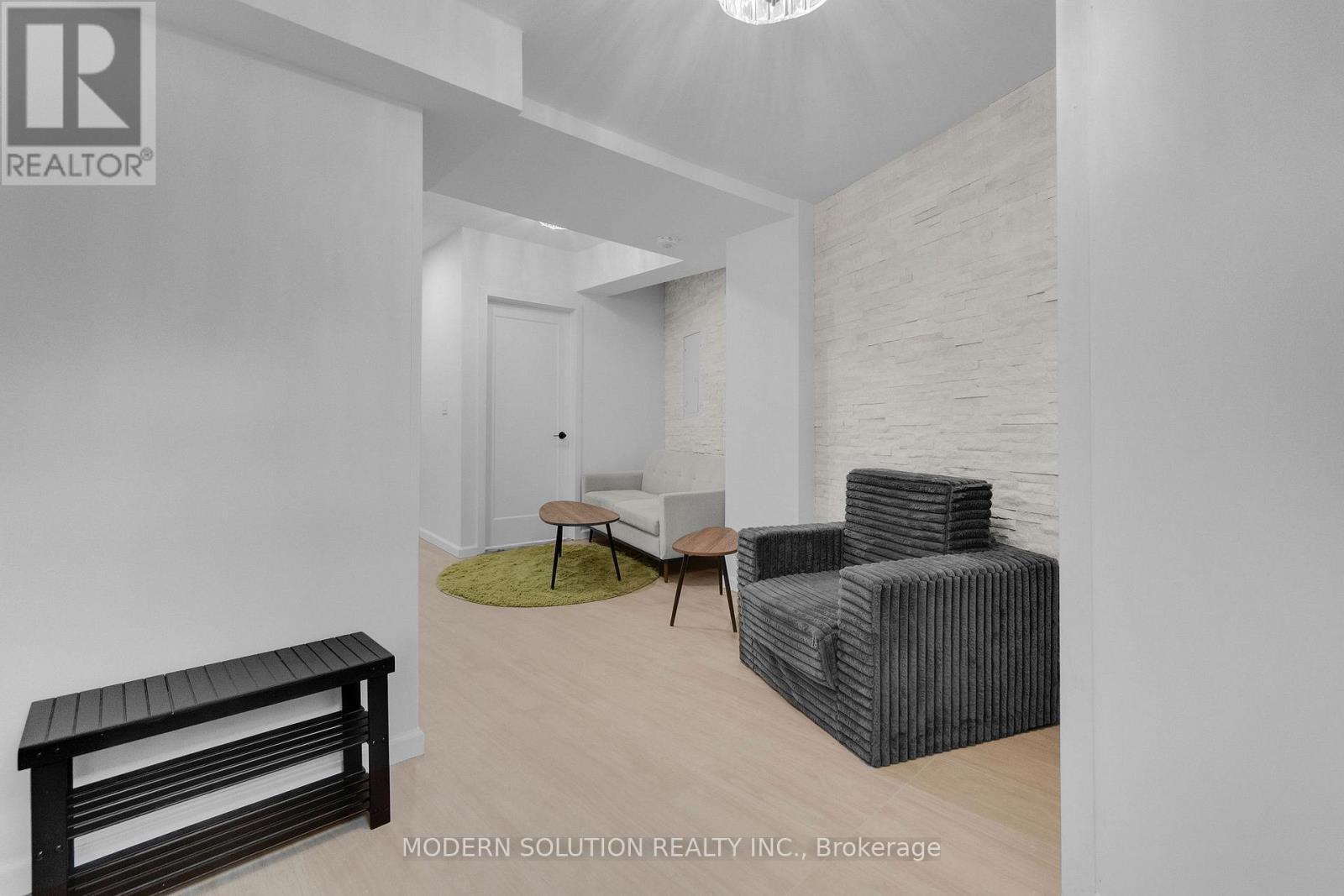 Lower - 66 Silverthorn Avenue, Toronto, Ontario  M6N 3J8 - Photo 6 - W12795628