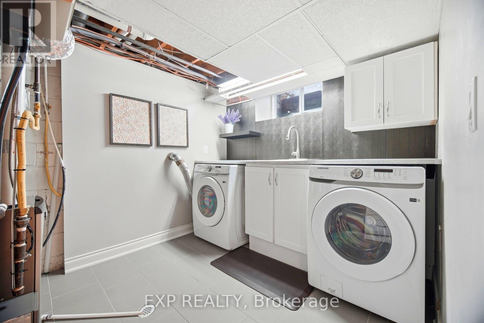 298 Edrich Court, Mississauga, Ontario  L5A 1R3 - Photo 29 - W12795630