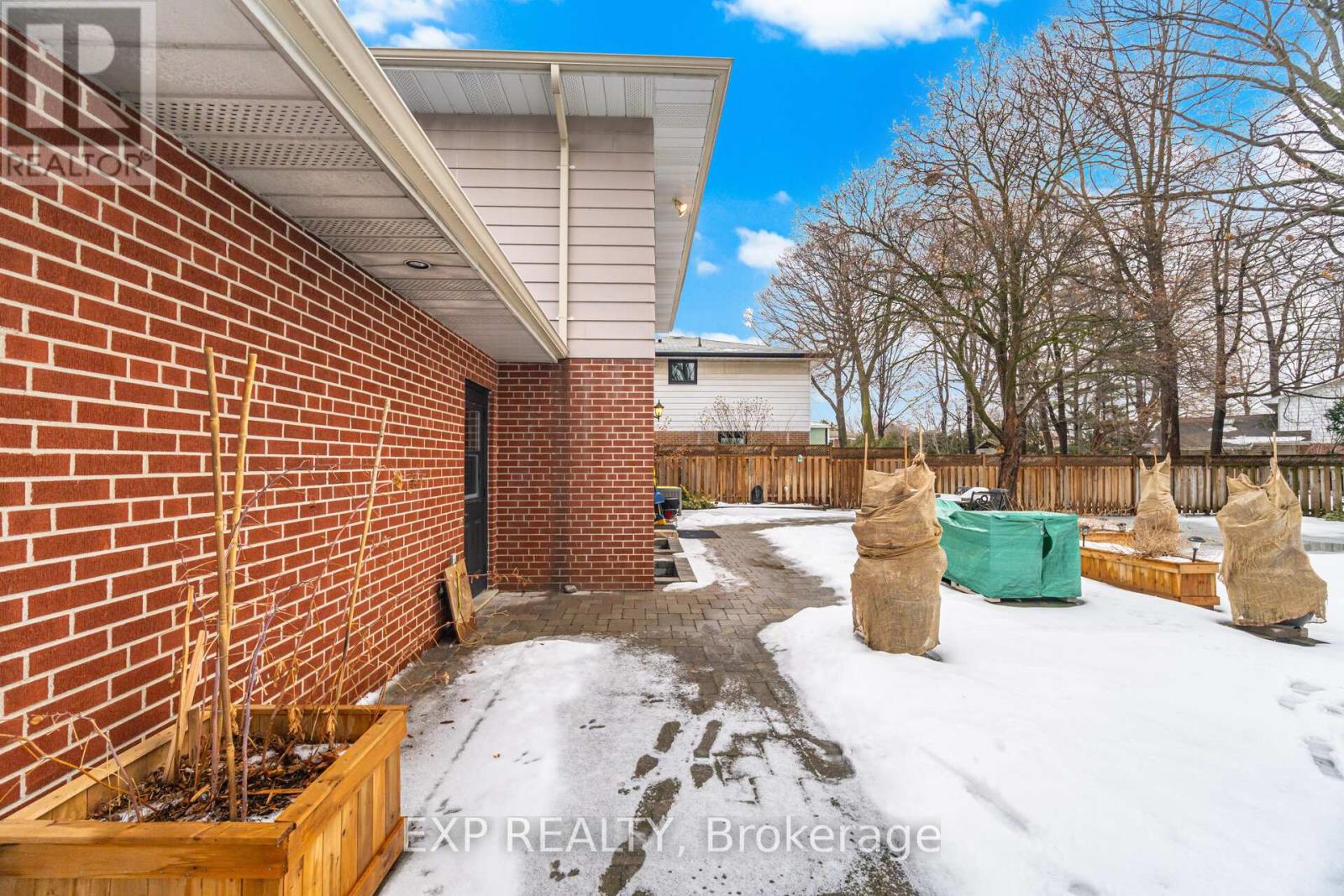 298 Edrich Court, Mississauga, Ontario  L5A 1R3 - Photo 34 - W12795630