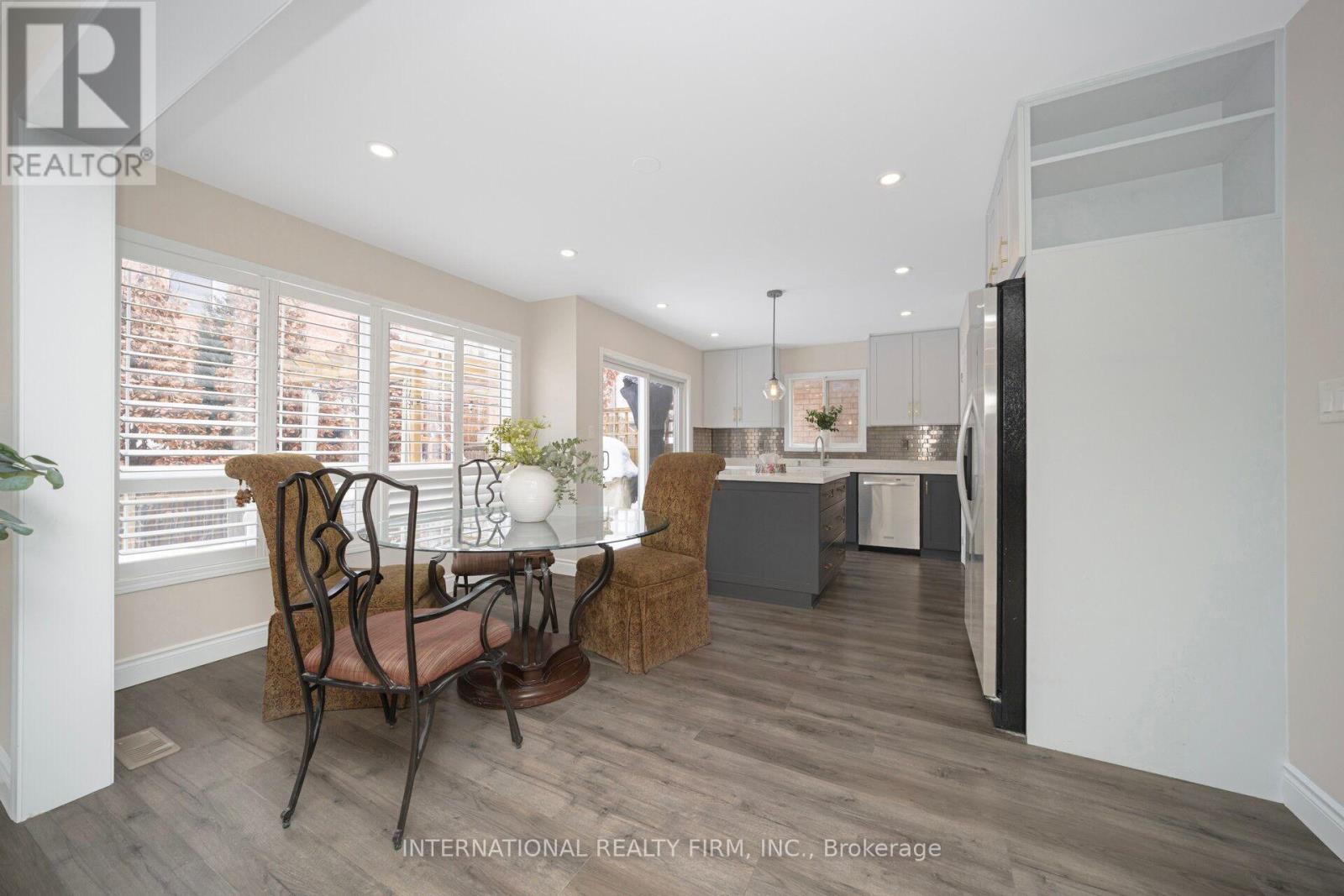 563 Hood Terrace, Milton, Ontario  L9T 0H2 - Photo 10 - W12795652