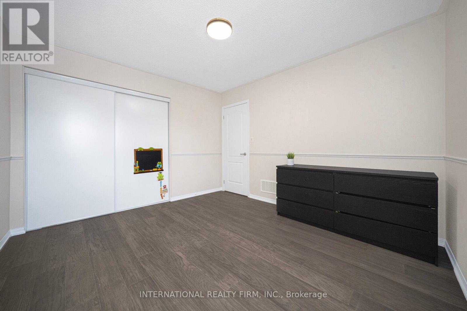 563 Hood Terrace, Milton, Ontario  L9T 0H2 - Photo 32 - W12795652