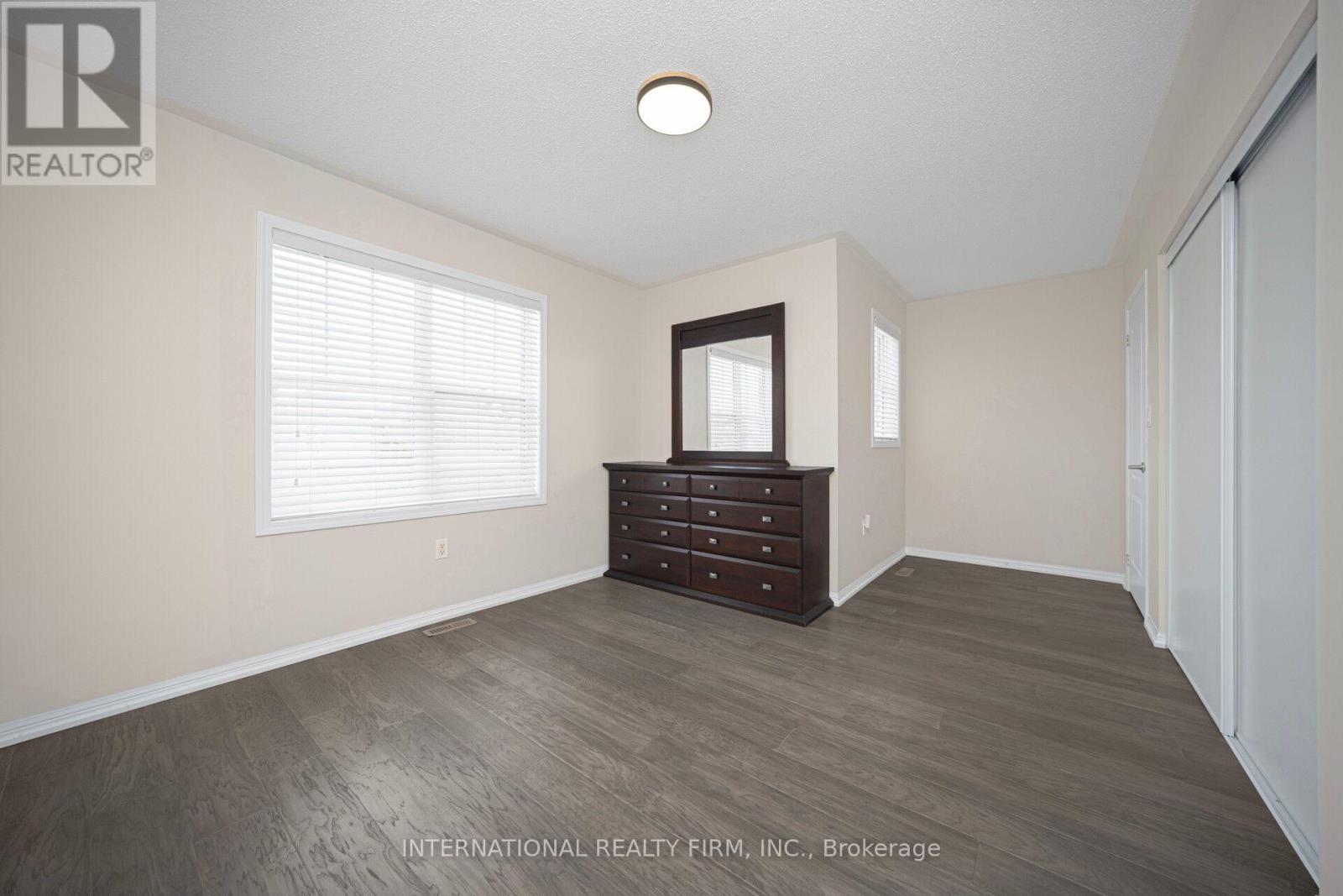 563 Hood Terrace, Milton, Ontario  L9T 0H2 - Photo 37 - W12795652