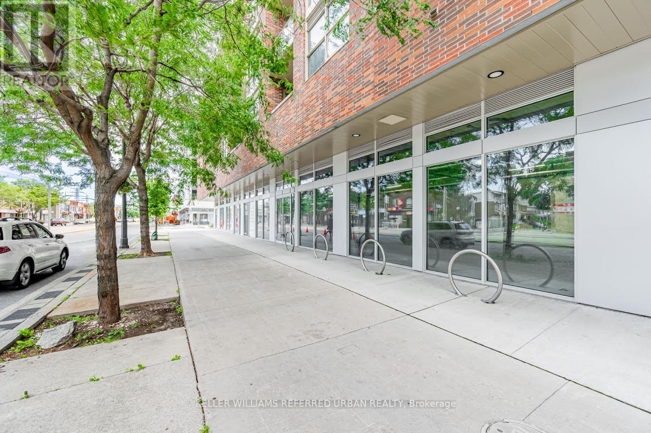 Retail - 1791 St Clair Avenue W, Toronto (Weston-Pellam Park), Ontario  M6N 1J6 - Photo 4 - W12795686