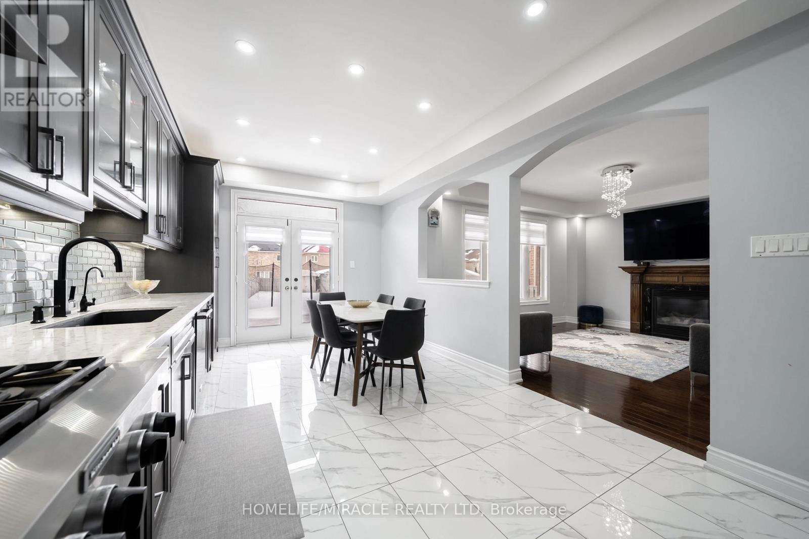 11 Noranda Crescent, Brampton, Ontario  L6Y 0M7 - Photo 13 - W12795690