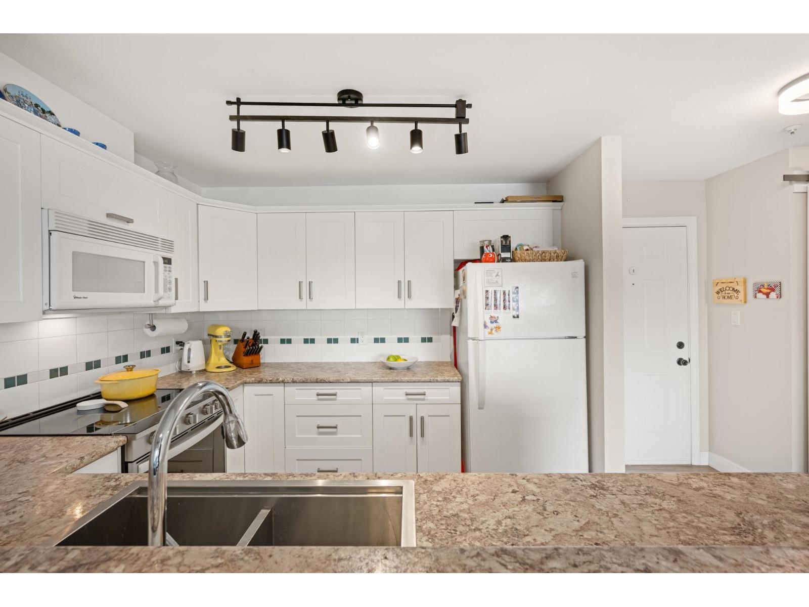 306 6390 196 Street, Langley, British Columbia  V2Y 1J2 - Photo 18 - R3090667