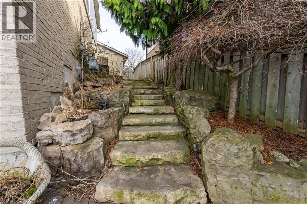 680 Rexford Drive, Hamilton, Ontario  L8W 3G1 - Photo 41 - 40805813