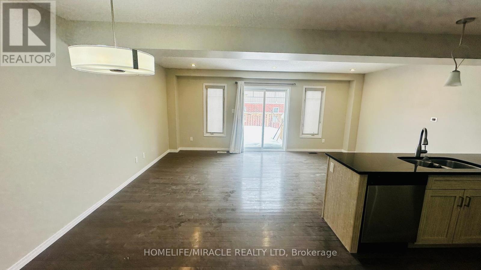 96 Eliza Avenue, Kitchener, Ontario  N2E 0C5 - Photo 12 - X12795678