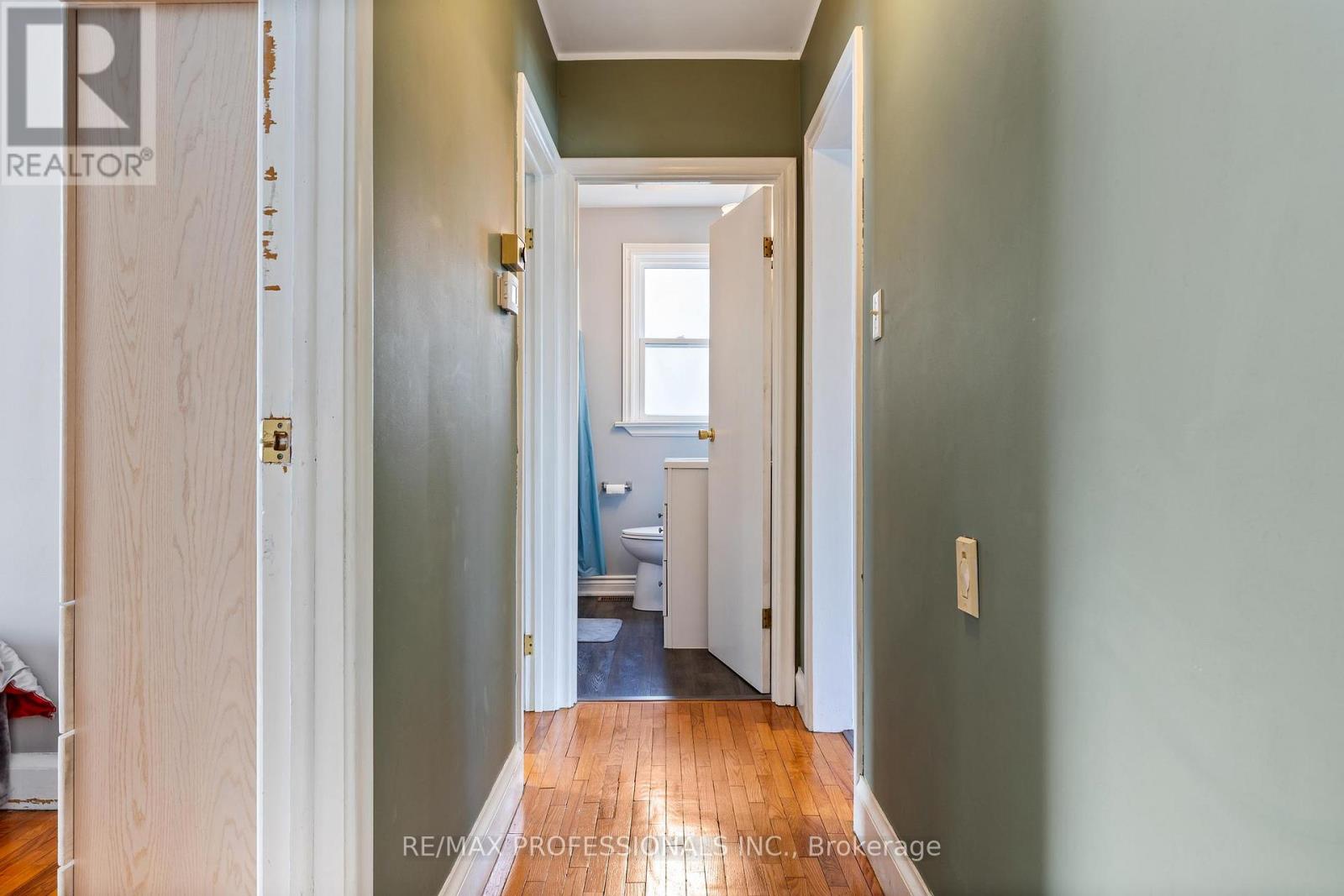 311 Bowman Street, Hamilton, Ontario  L8S 2V4 - Photo 13 - X12795684