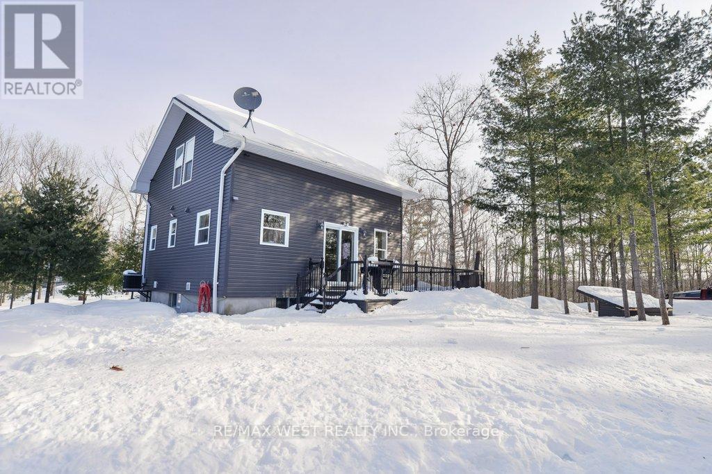 1295 Deep Bay Road, Minden Hills, Ontario  K0M 2L1 - Photo 11 - X12795692