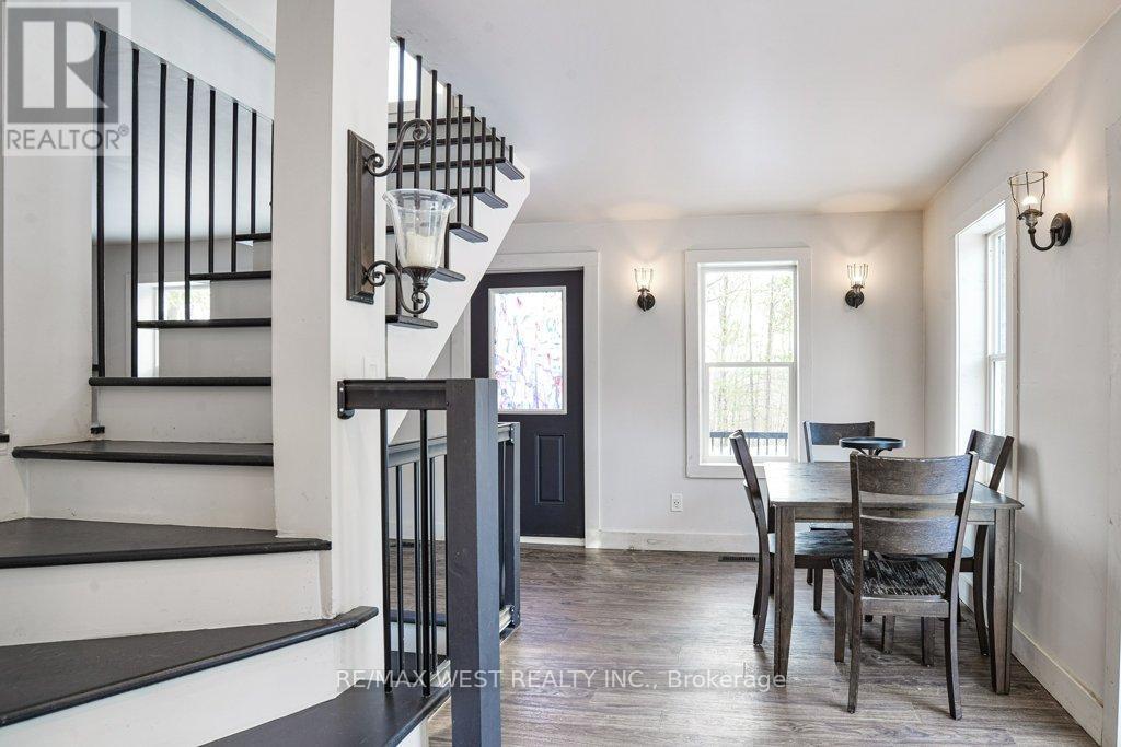 1295 Deep Bay Road, Minden Hills, Ontario  K0M 2L1 - Photo 6 - X12795692