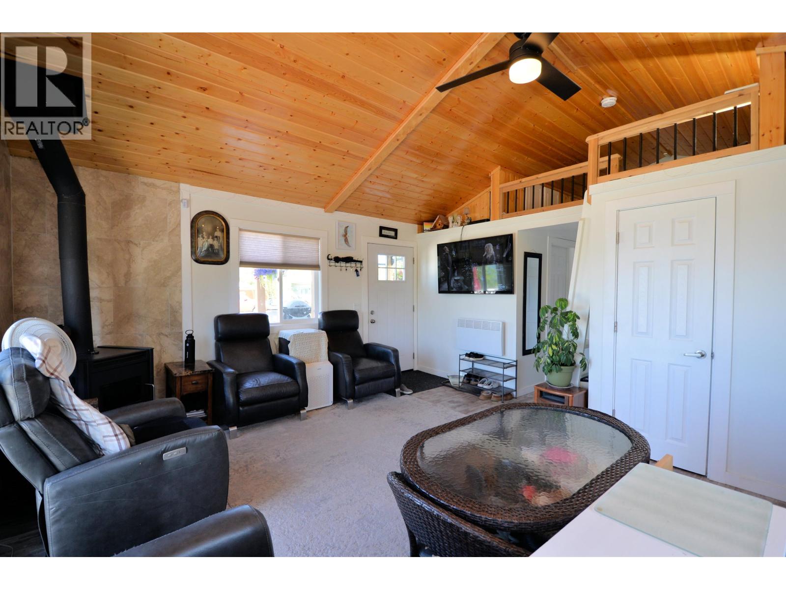 56800 S Somerset Drive, Cluculz Lake, British Columbia  V0J 3A3 - Photo 14 - R3090297