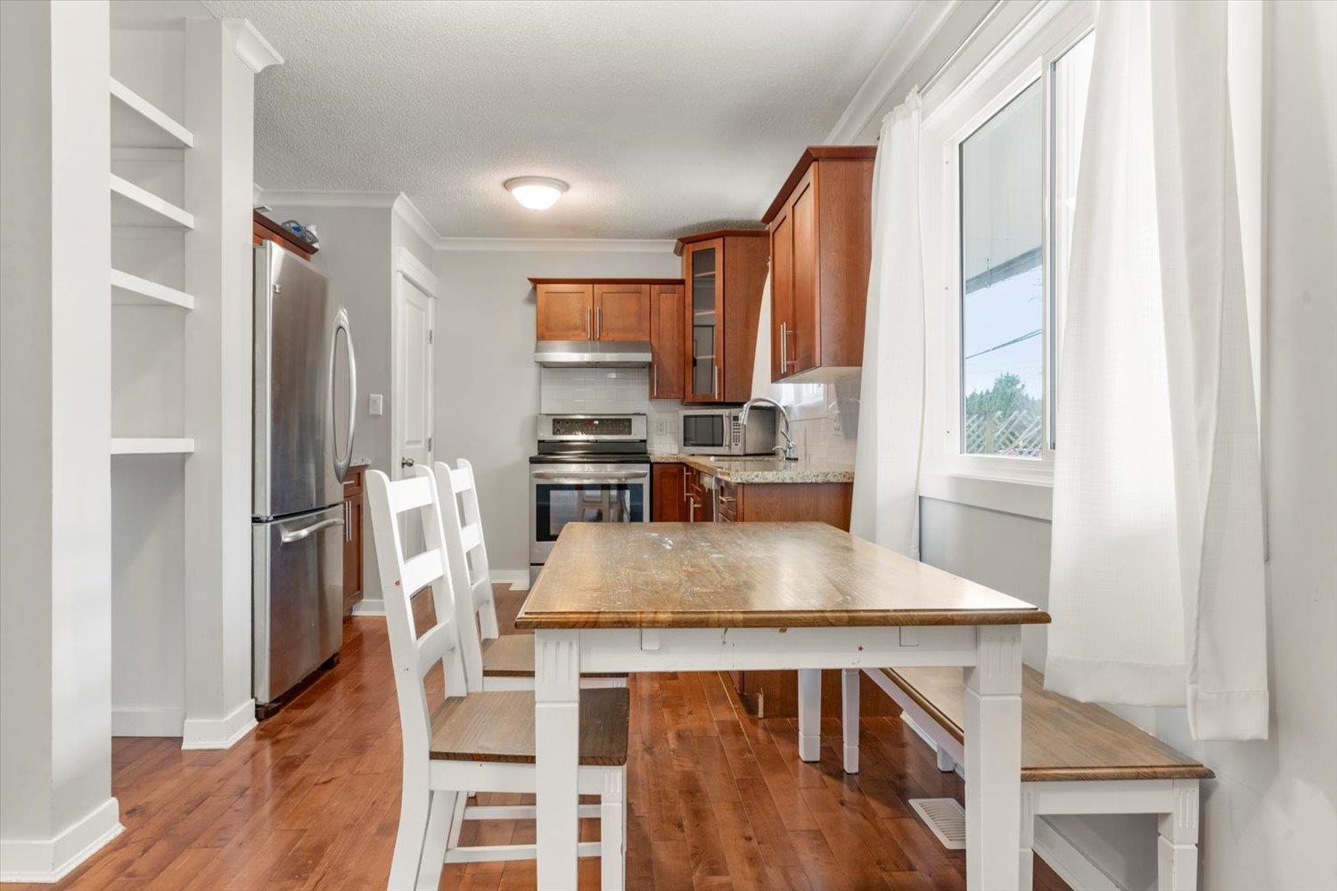 7626 Wren Street, Mission, British Columbia  V2V 3C3 - Photo 9 - R3090249