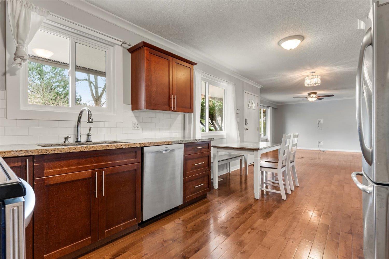 7626 Wren Street, Mission, British Columbia  V2V 3C3 - Photo 12 - R3090249